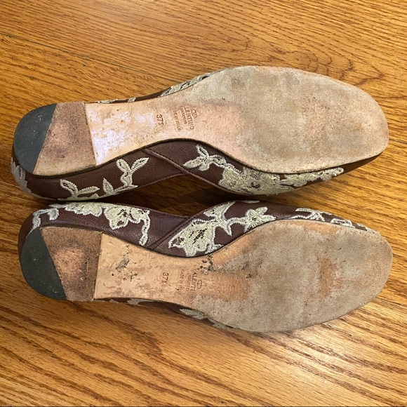 Valentino Garavani Lacy Flats, Brown - Picture 5 of 5